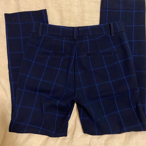 Ann Taylor | Plaid Ankle Pant | Size 00 - Picture 2 of 4